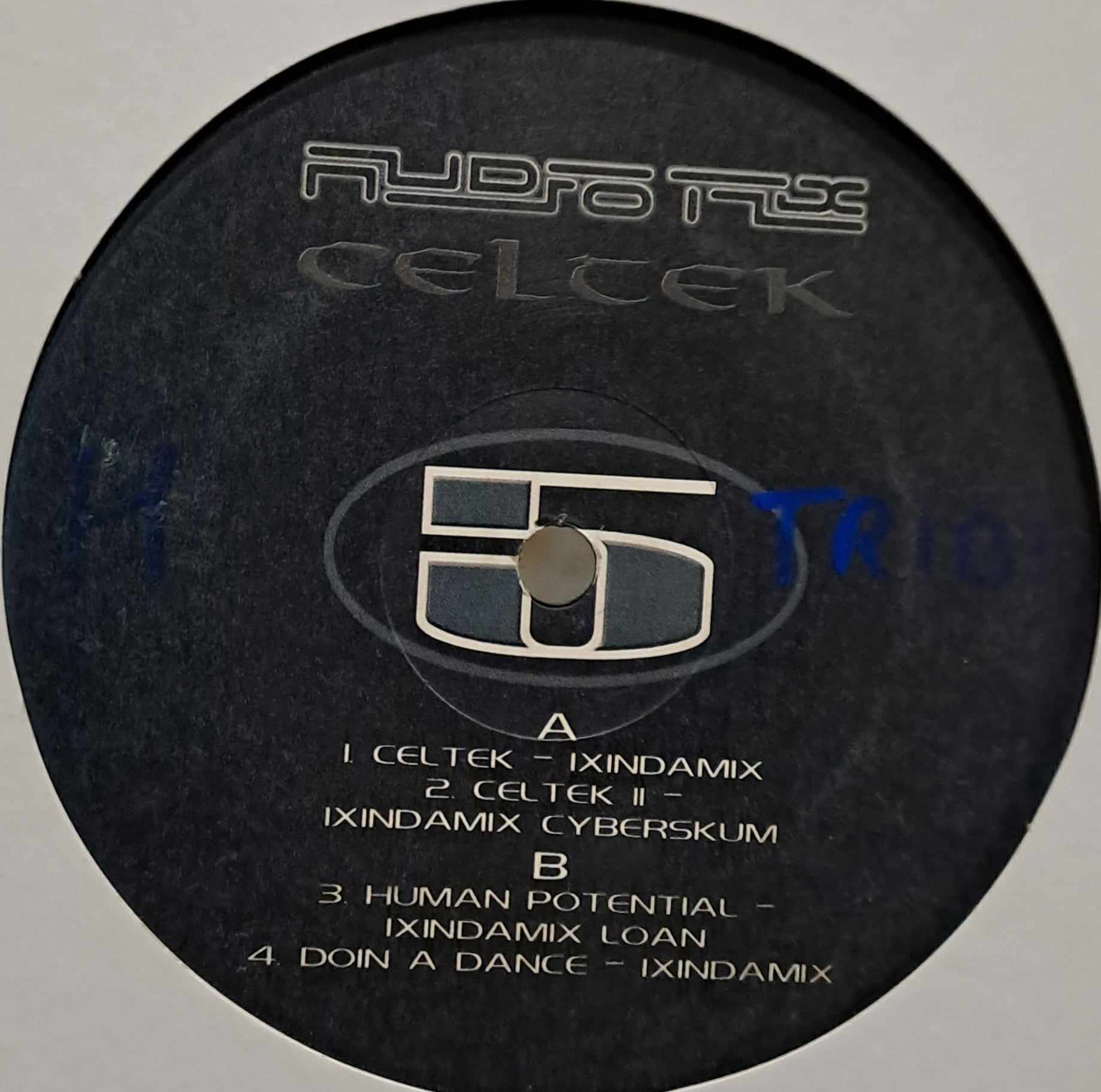 Audiotrix 05 - vinyle techno